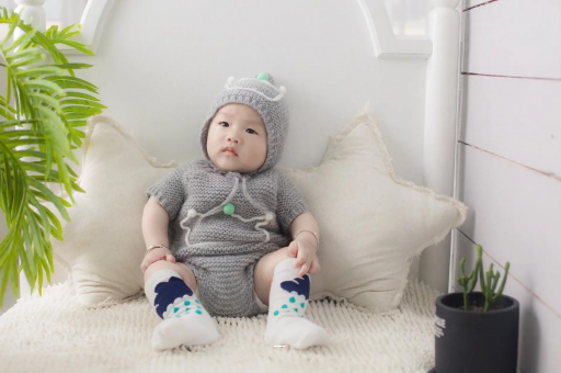 赤壁宝宝揉眼睛是怎么回事 赤壁宝宝揉眼睛是怎么回事